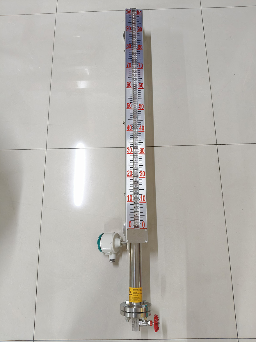 上海銘曼防爆磁翻板液位計(jì)，DN20凹面法蘭，200℃，密度0.76g.cm3，1米.jpg