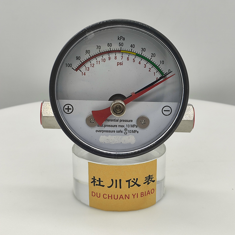 差壓表YC-80.jpg